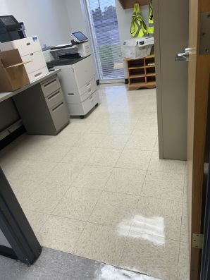 Commercial Cleaning in Pasadena, TX (2)