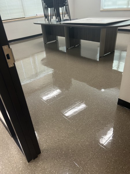 Commercial Floor Cleaning in Baytown, TX (3)
